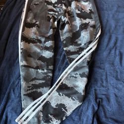 Adidas Tiro Pants Men’s Small 