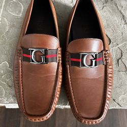 GUESS leather loafers size 10
