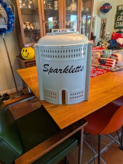 Vintage Sparkletts water dispenser crock cover, bottle holder