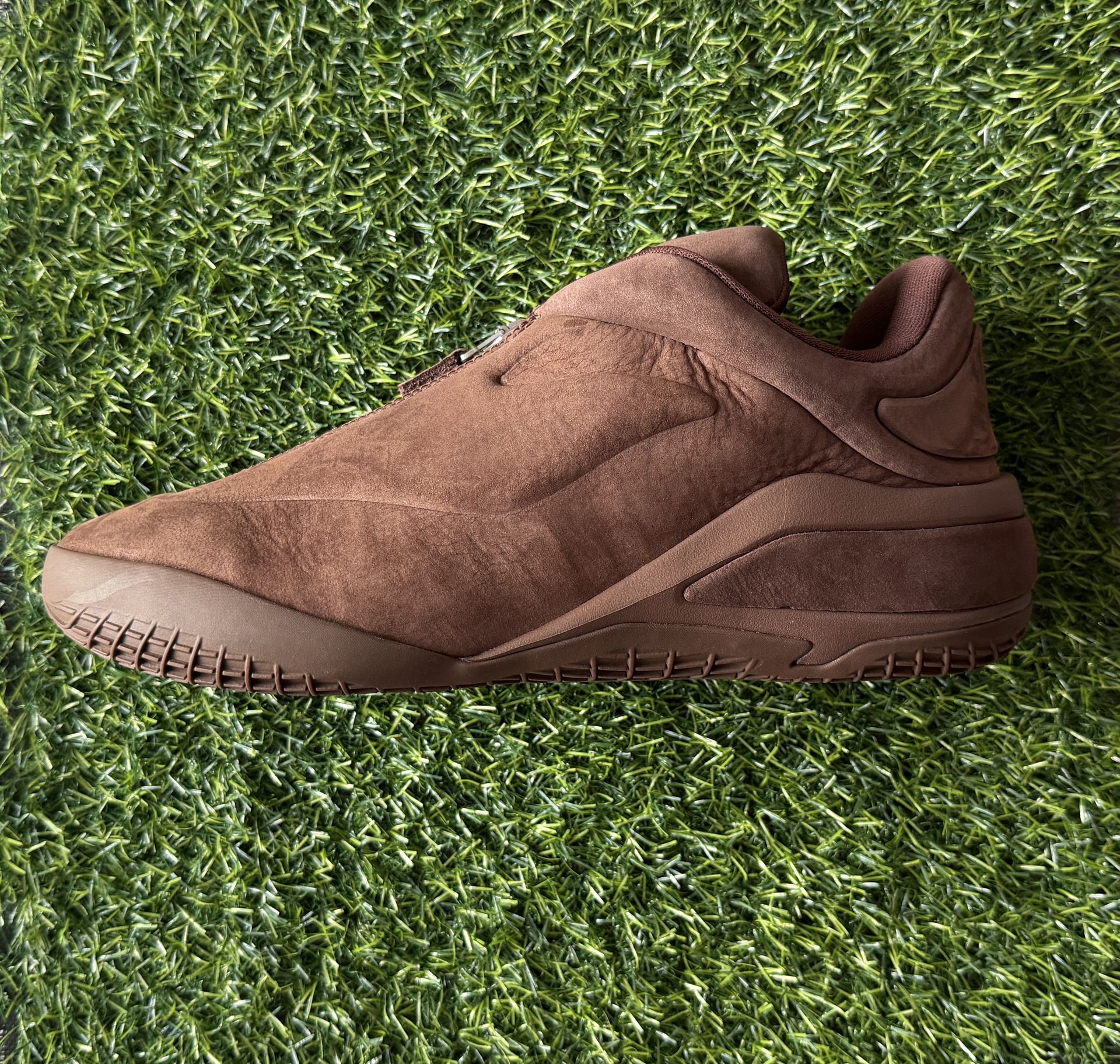 Converse shai 001 lux truffle size 8.5M brand new