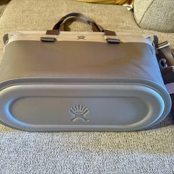 Hydro Flask Cooler Tote