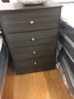 Grey compress wood 4 drawer dresser