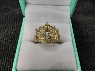 Women's Ring - Yellow Gold 10k (.417) 3 grams Size 7