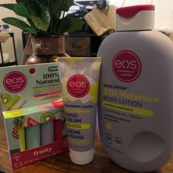 EOS Vanilla Cashmere Collection