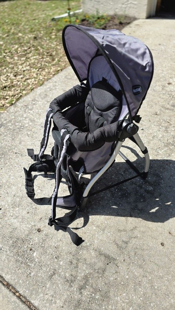 Chicco Hiking Child Carrier