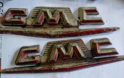 1950's GMC Truck Fender Emblem 