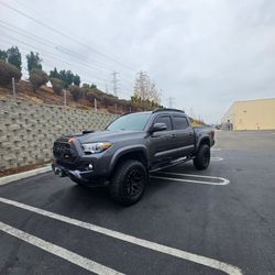 2019 Toyota Tacoma TRD Sport