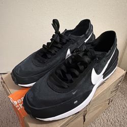 Nike Waffle One shoe in the black and white
