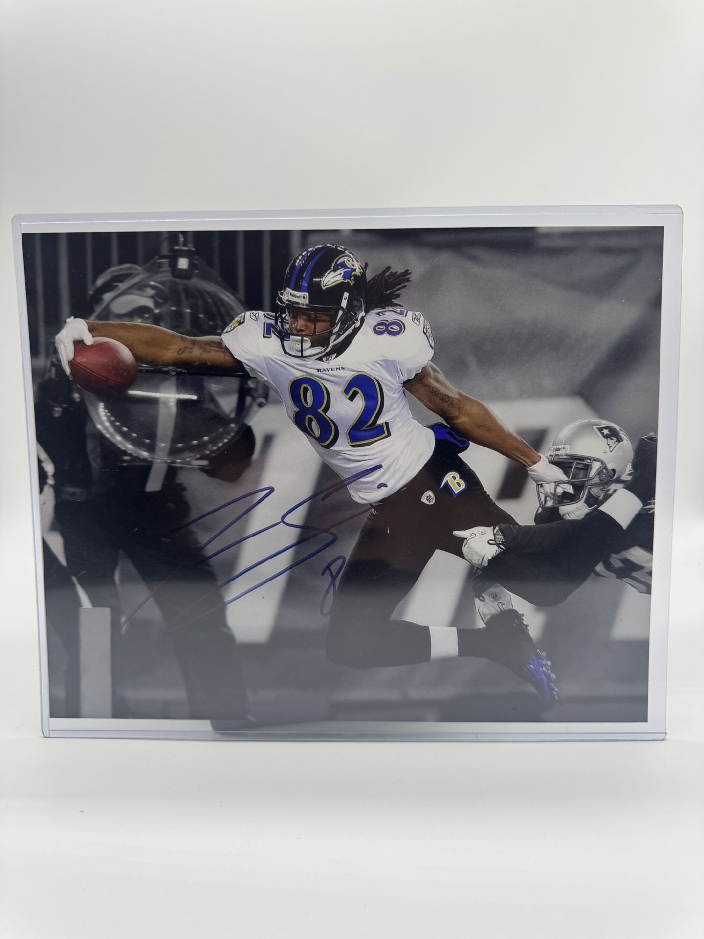 Torrey Smith #82 Baltimore Ravens Signed Autographed Photo 8 X 11 (NO COA) This product is an 8 x 11 photo of Torrey Smith, a player for the Baltimor