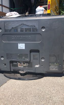 Samsung flat screen tv 50”