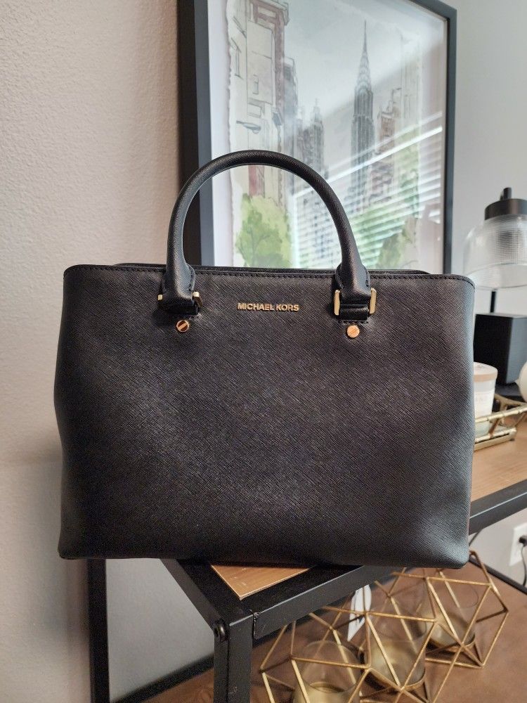 Michael Kors Large Savannah Satchel