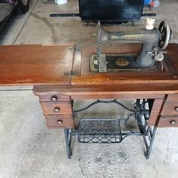 Antique 1920’s Franklin Treadle Sewing Machine