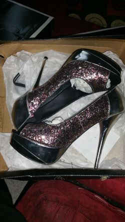 Baby phat shoes size 7.5.....New