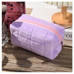Quilted Makeup Bag, Cute Floral Cotton Cosmetic Bag, Aesthetic Pouch Toiletry Period Bag Travel Make Up Case Lavender NEW.

$9 Lavender

*Friendly lar