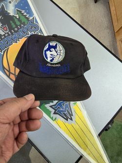 Minnesota Timberwolves Team Pennant & Cap
