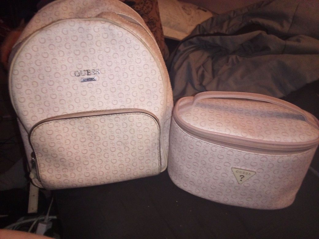 Guess Book Bag 2 Pieces
