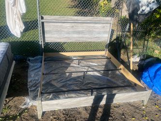 King and Queen headboard and footboard