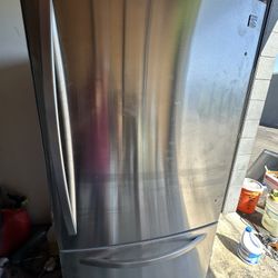Kenmore 30 Inch Bottom Freezer Stainless Steel 