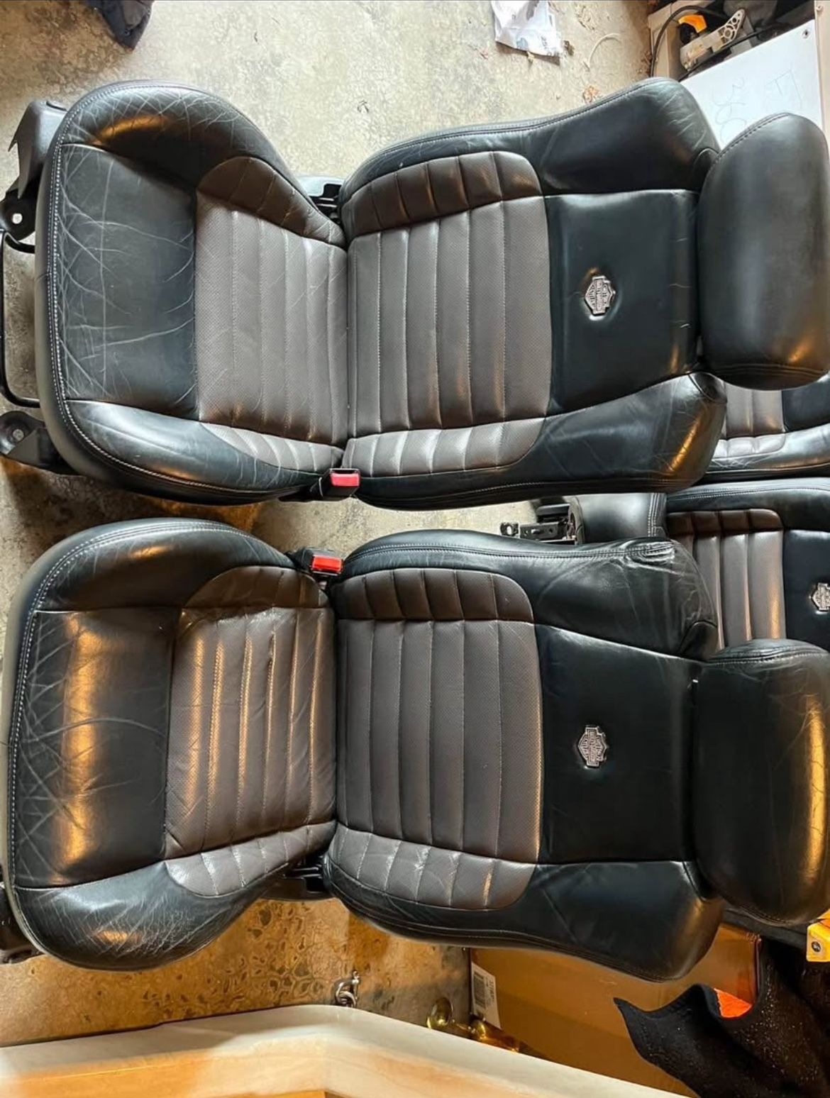 2002 Harley Davidson F-150 Front Seats