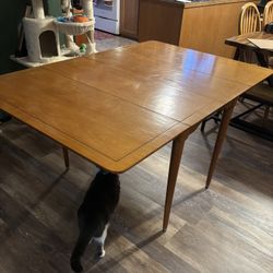 Mid-Century Style Solid Wood Drop-Leaf Dining Table