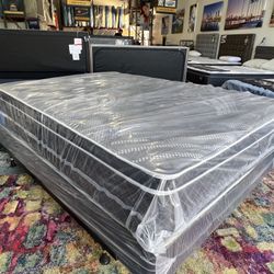 King Pillow Top Mattress Or Cal King Pillow Top Mattress 
