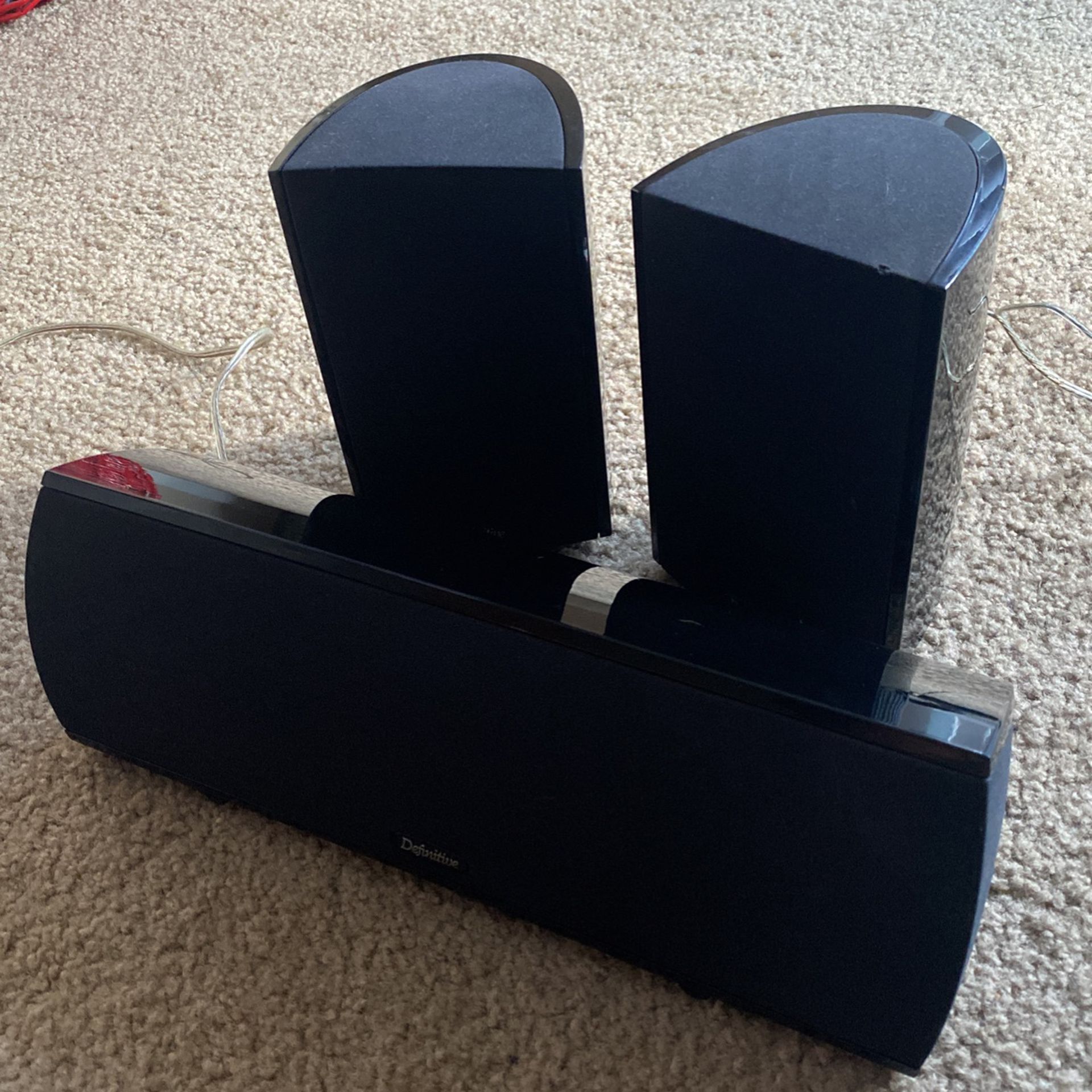 Definitive Book Shelf Speakers And Onkyo Stereo 