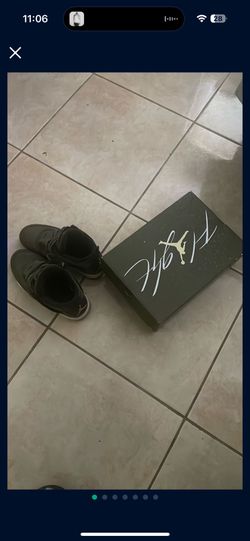 Jordan 4s