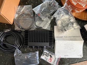 Garmin LVS34 transducer system with GLS10 Black box
