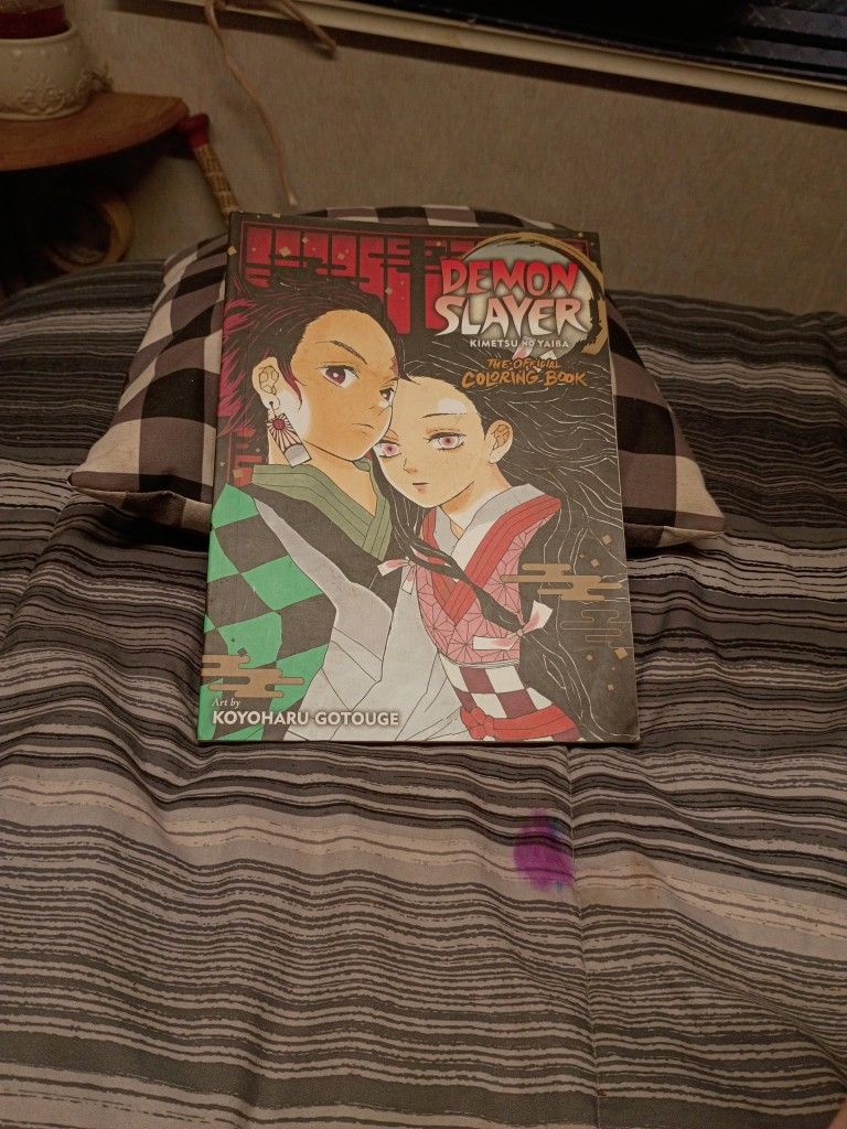 Demon Slayer Kimetsu No YAIBA The Official Coloring Book