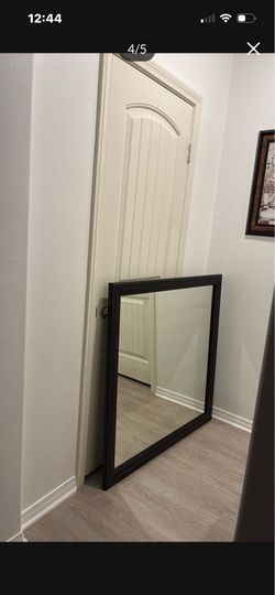 Decorative mirrors