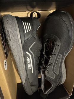 ROCKY Industrial Athlete Men’s Work Shoes – Composite Toe