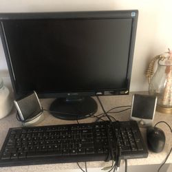 Gateway Monitor, Keyboard, Speakers , Mouse 17x12