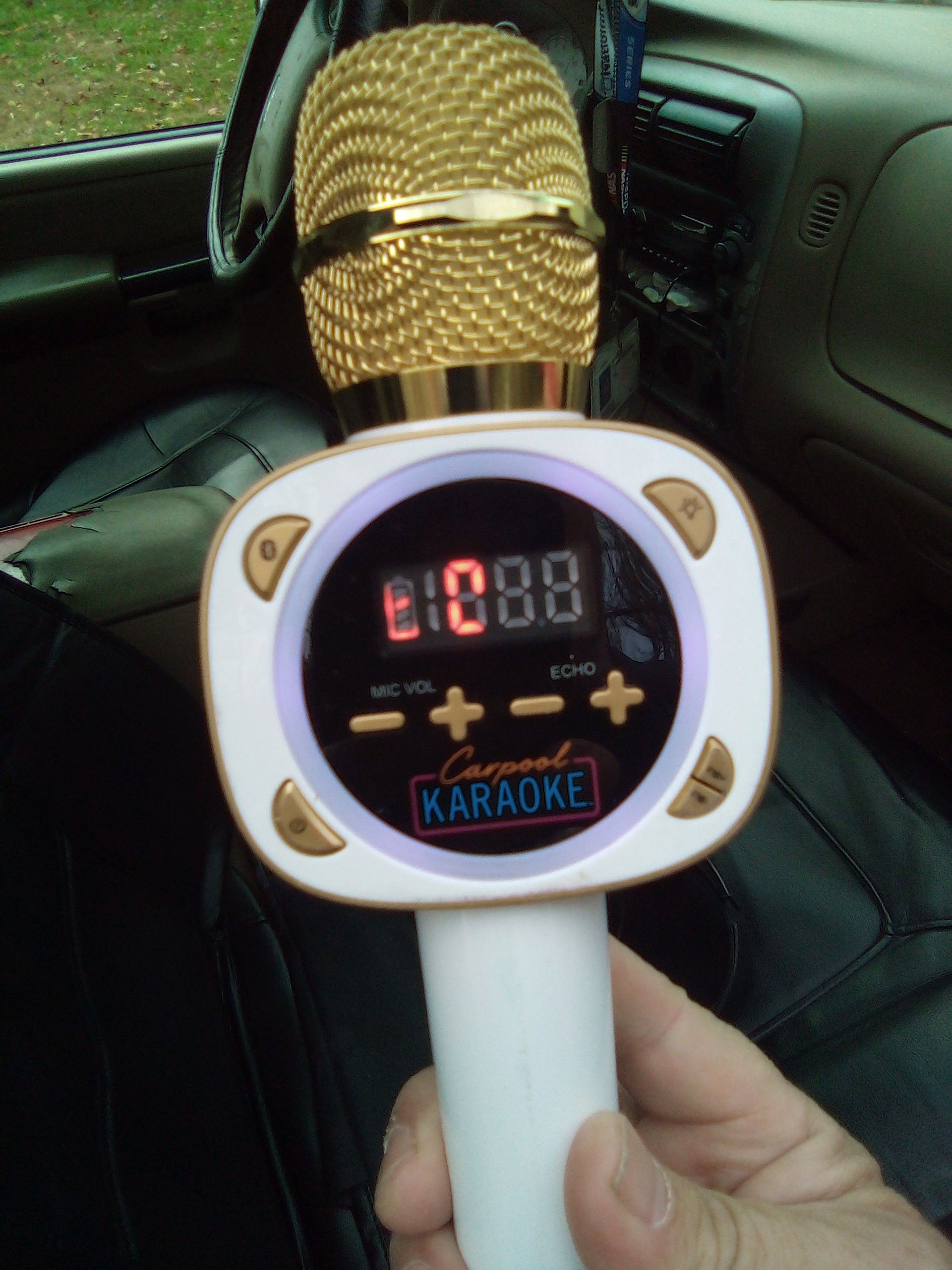 Carpool karaoke mic