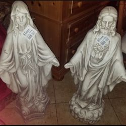 Home Garden Yard Decoratio, Set of 2 Religious Tall Statues, Immaculate Virgen Mary and Jesus of Sacrament, Indoor & Outdoor, Brand New, Pick Up Only.