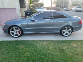 2006 Mercedes-Benz CLK-Class