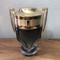 Invictus Parfum Cologne