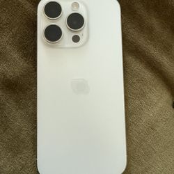 Unlocked Iphone 15 Pro 256 GB