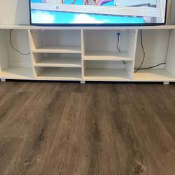White Tv Stand/Shelf