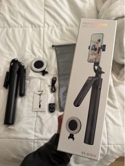 Tripod w/ ring lights