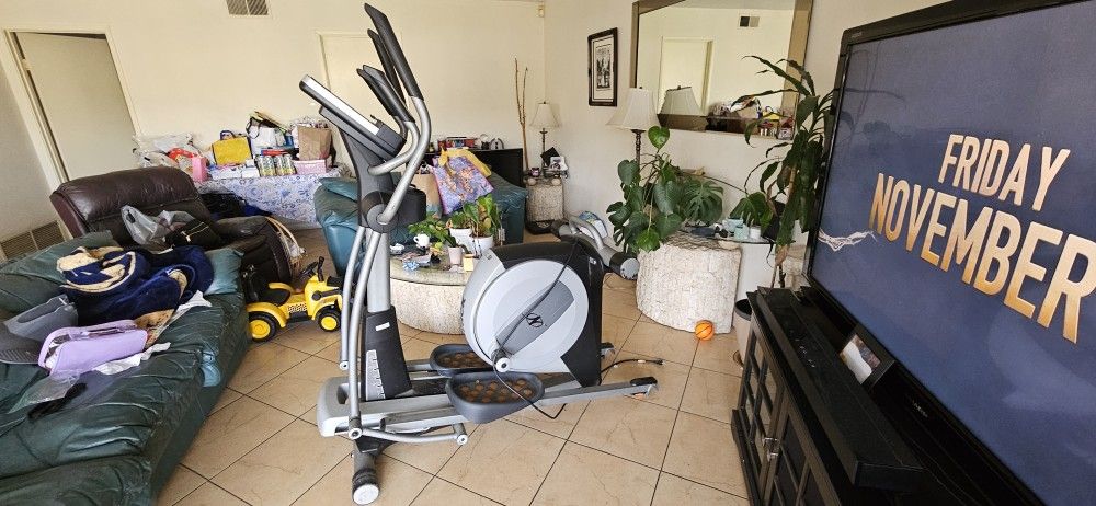 Elliptical NordicTrack E 7.1