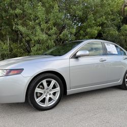 2005 ACURA TSX 2.4L VTEC* NAVIGATION* 4 NEW TIRES* 134K MILES* FINANCE  *ONLY 134,000 MILES  LOADED, POWER SUNROOF, NAVIGATION  WARRANTY AVAILABLE  LO