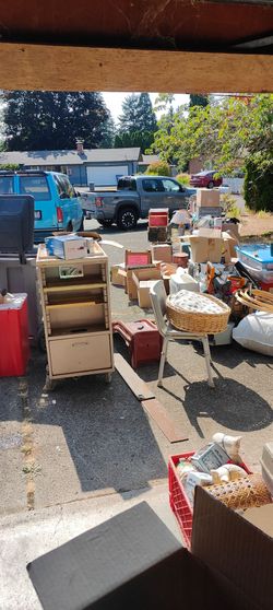 Hoarder uncle garage sale