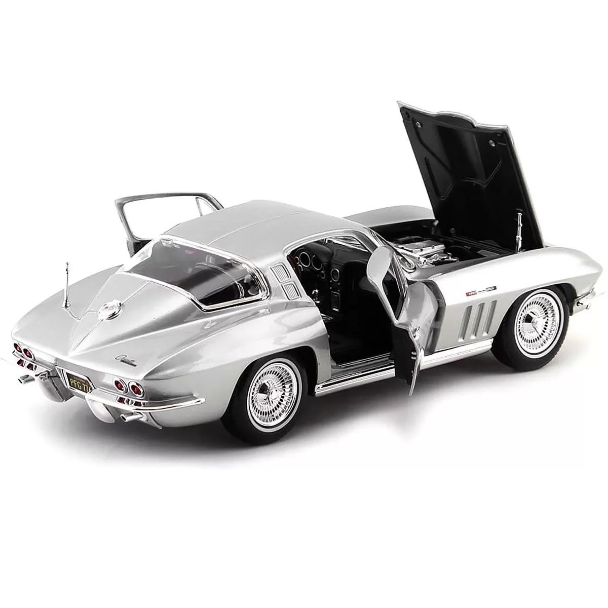 Maisto Die Cast 1:18 Scale Gray 1965 Chevrolet Corvette