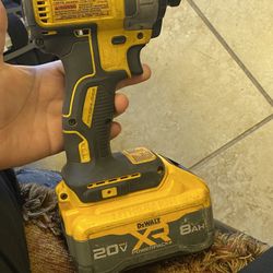 Dewalt Impact w/battery 
