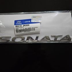 Hyundai Sonata  Emblem
