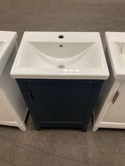 20” Blue Solid Wood Bathroom Vanity with Ceramic Top (V210)