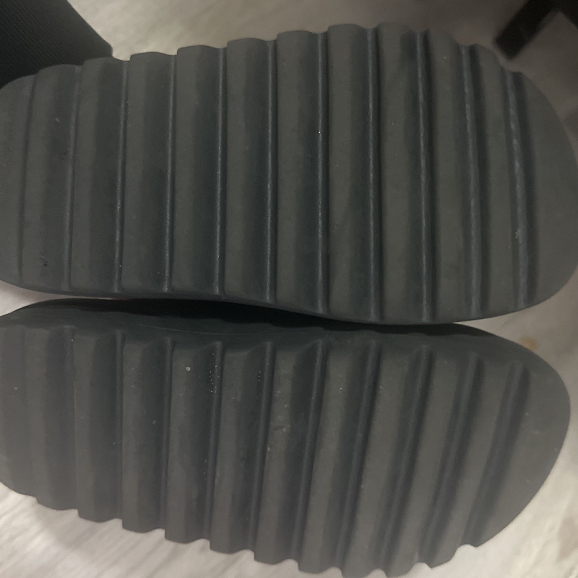 Yeezy Slides (official) Size 3 Young Boys for Sale in Yonkers, NY - OfferUp