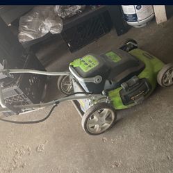 Green Works Electric lawnmower 