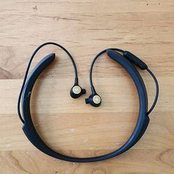 Bose Hearphones / Conversation Enhancing Hearing Aid Headphones 