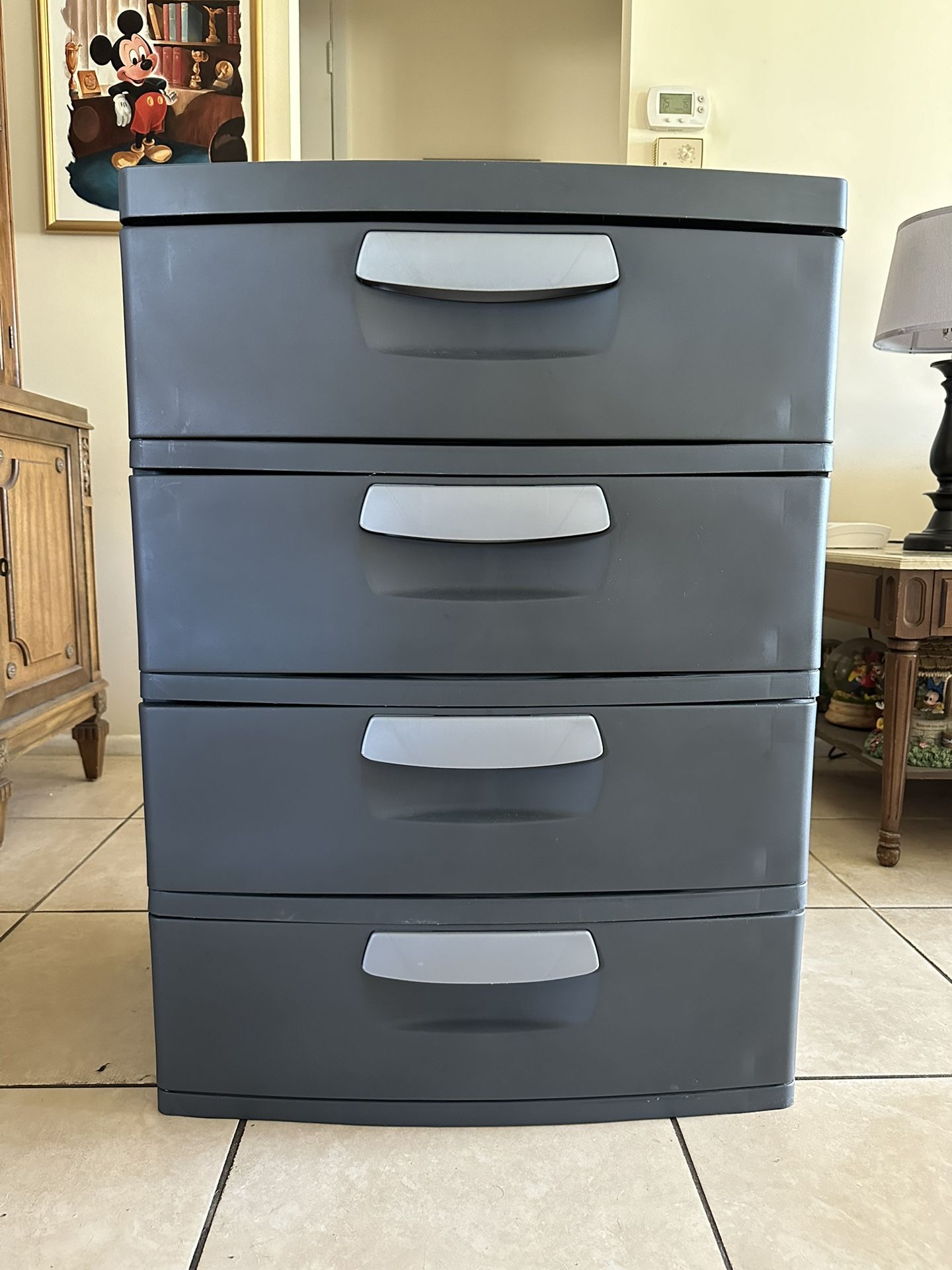 Sterilite 4 Drawer Dresser Bureau Storage Unit Hard Plastic 